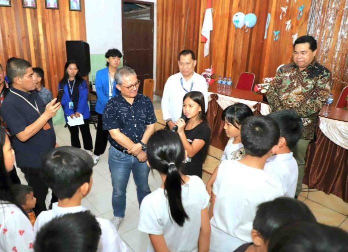 Kepala Perpusnas RI Prof Aminudin Aziz Kunjungi Unima
