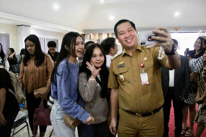 Wagub Steven Kandouw Beberkan Keberhasilan OD-SK Bangun Sulut kepada Mahasiswa FEB Unsrat